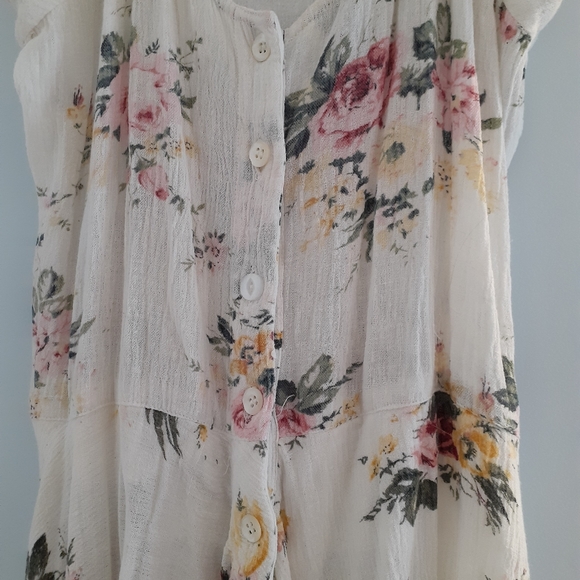 Garden Party Dress - Picture 4 of 5